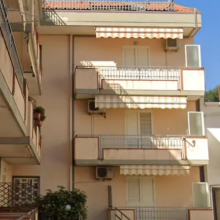 Seaview By The In Sicily *